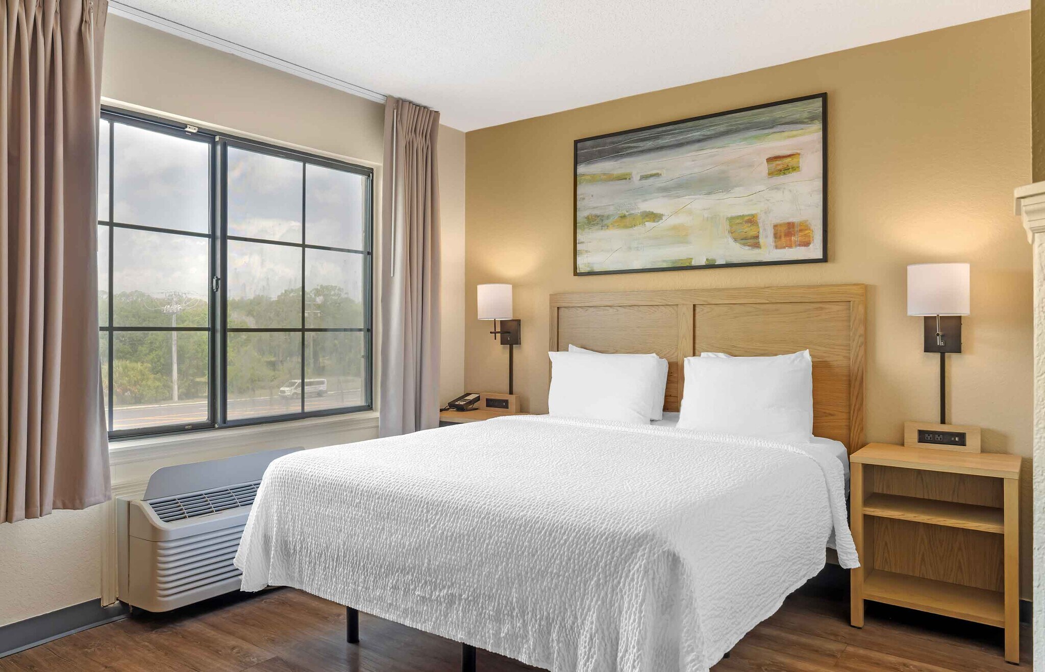 Building Photo - Furnished Studio-Melbourne - Airport