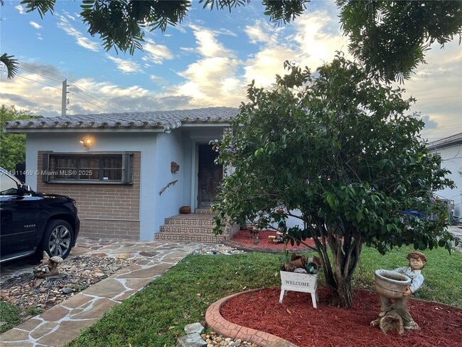 Building Photo - 189 Glendale Dr