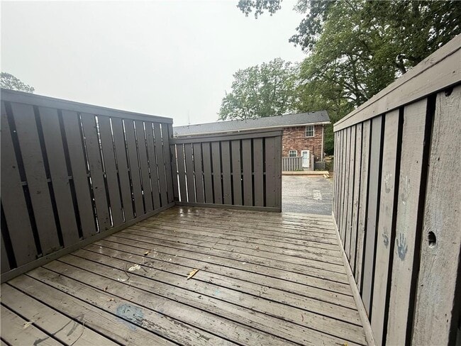 Building Photo - 1235 Riverside Dr