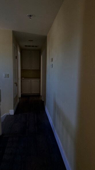 Building Photo - 1169 Zumstein Ct