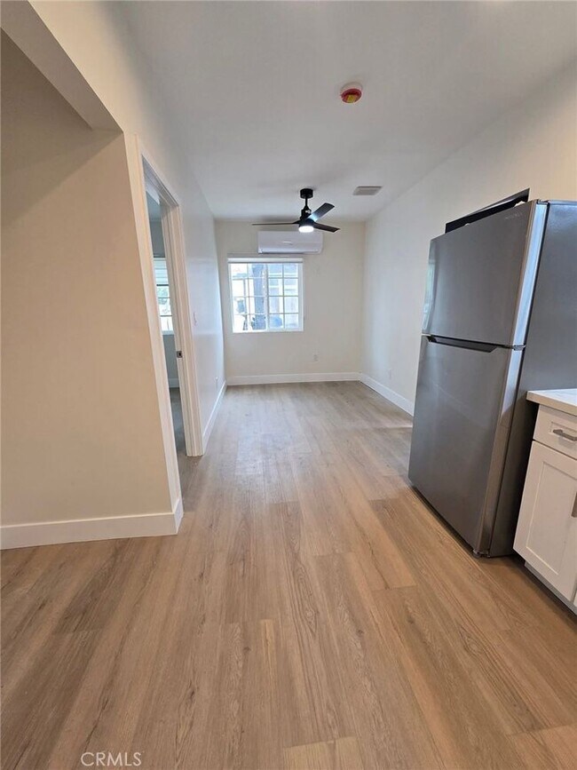 Building Photo - 9127 Woodley-9127