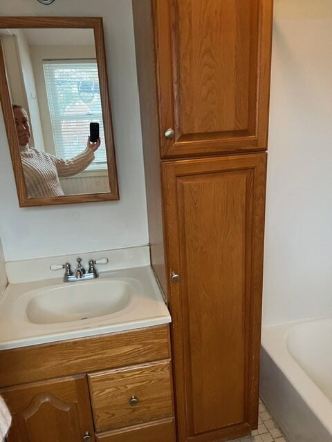 Building Photo - Charming Single Home!