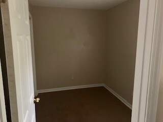 Building Photo - 2122 Malloy St