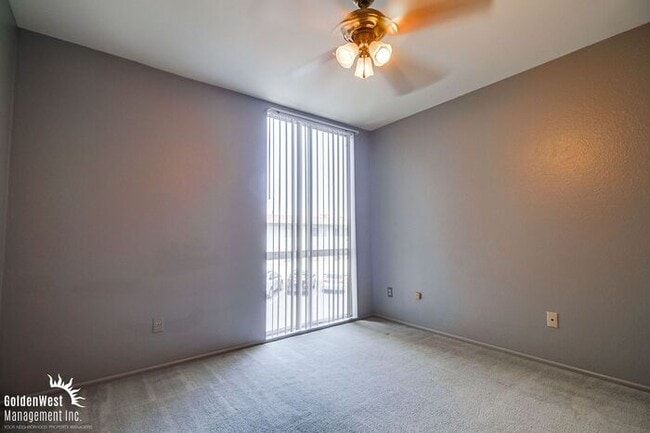 Building Photo - Cozy 2Bdm 1Ba Condo Located In Serra Mesa ...
