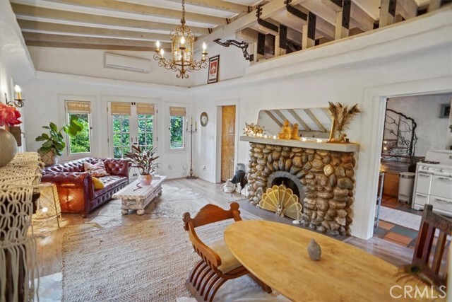 Building Photo - 353 S Topanga Canyon Blvd