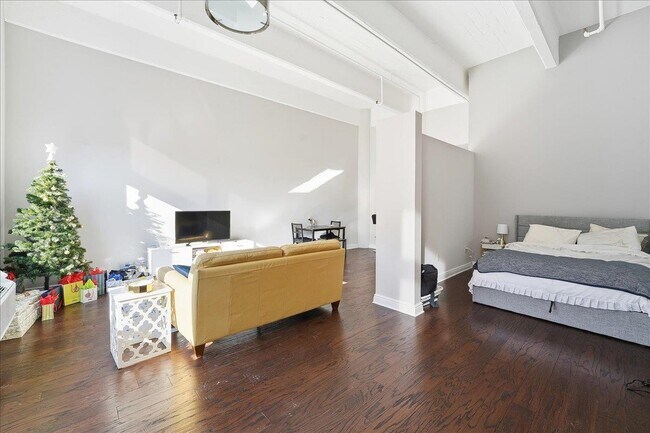 Building Photo - 1500 Hudson St