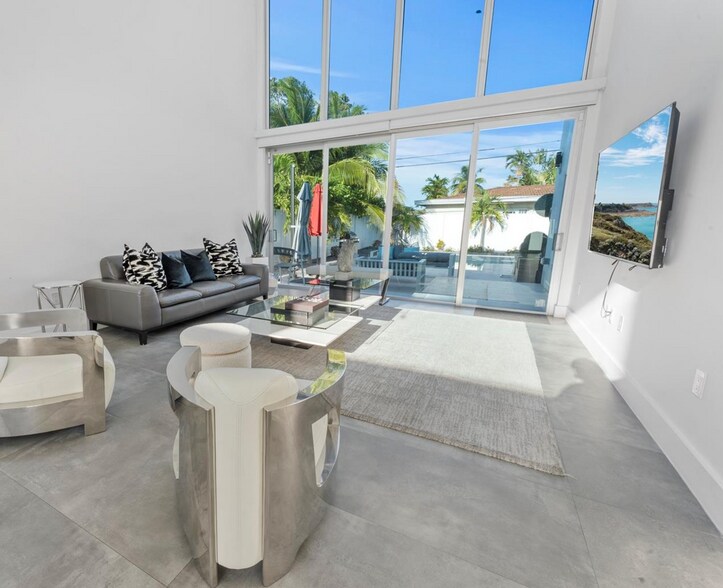 Building Photo - 7610 Bayside Ln