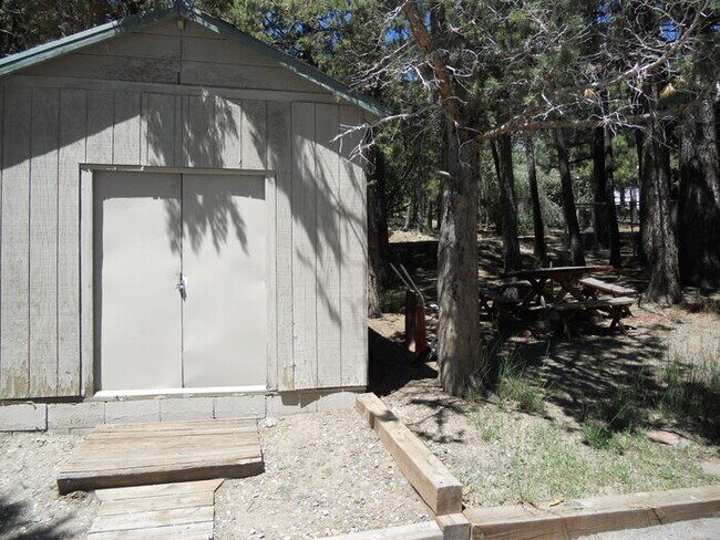 Building Photo - 42784 Sonoma Dr