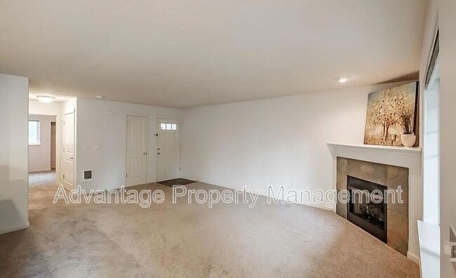 Building Photo - 6298 SW Grand Oaks Dr