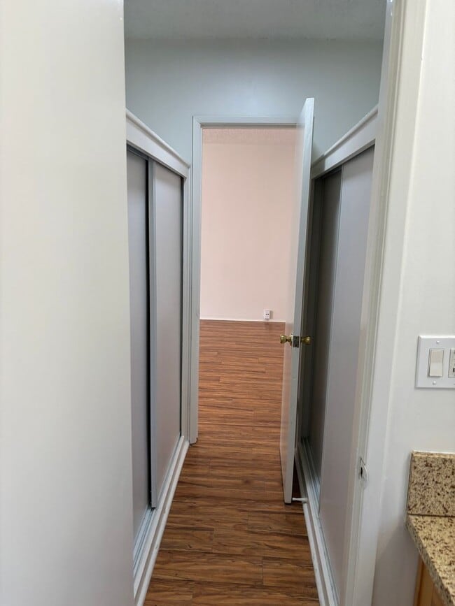 Building Photo - 3513 W Alameda Ave