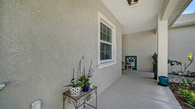 Building Photo - 1111 Mallorca Dr