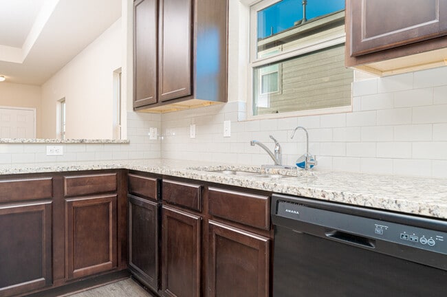 Building Photo - 2020 Cassiopeia Bend