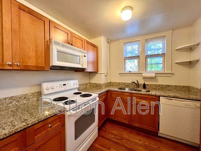 Building Photo - 83 Edgemont Rd