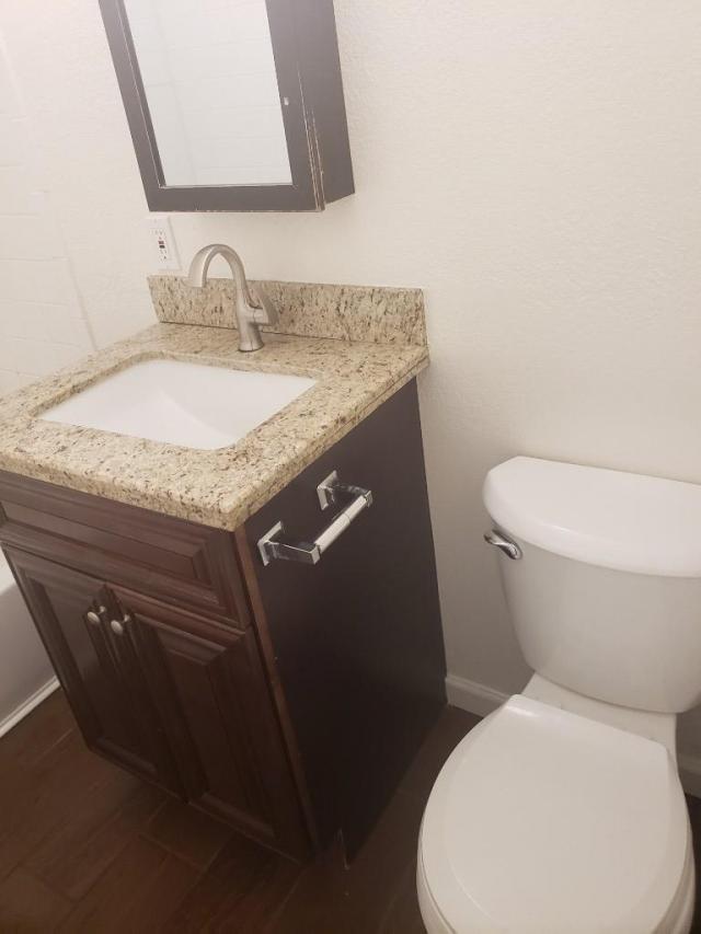 Building Photo - 2 bedroom in Eloy AZ 85131