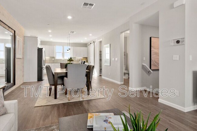 Building Photo - 4439 Rhone Walk