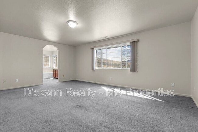 Building Photo - 2447 Anqua Dr