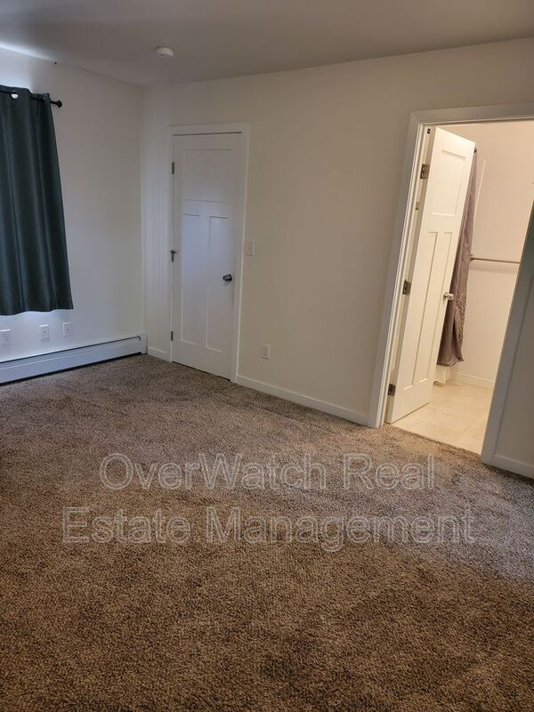 Building Photo - 3700 Carleton Ave