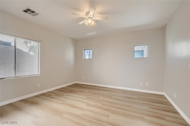 Building Photo - 648 W Vincents Dream Ave