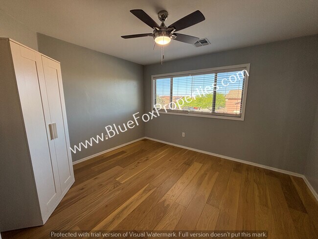 Building Photo - 4223 S Amber Rock Ave