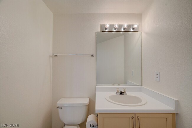 Building Photo - 8039 Teresita Ave