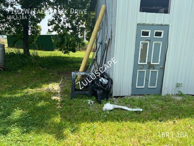 Building Photo - 7100 W Fall Creek Dr