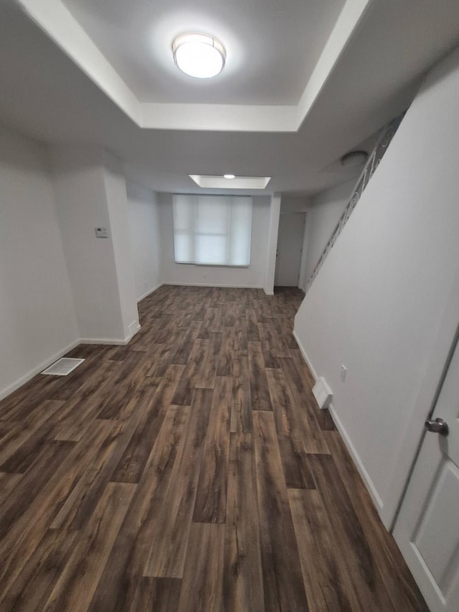 Building Photo - 3Bd/1Ba home minutes from Center City