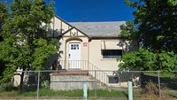 Building Photo - 643 S Washington St
