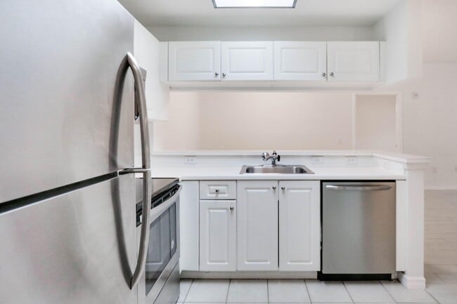 Building Photo - 2916 Tuscany Ct