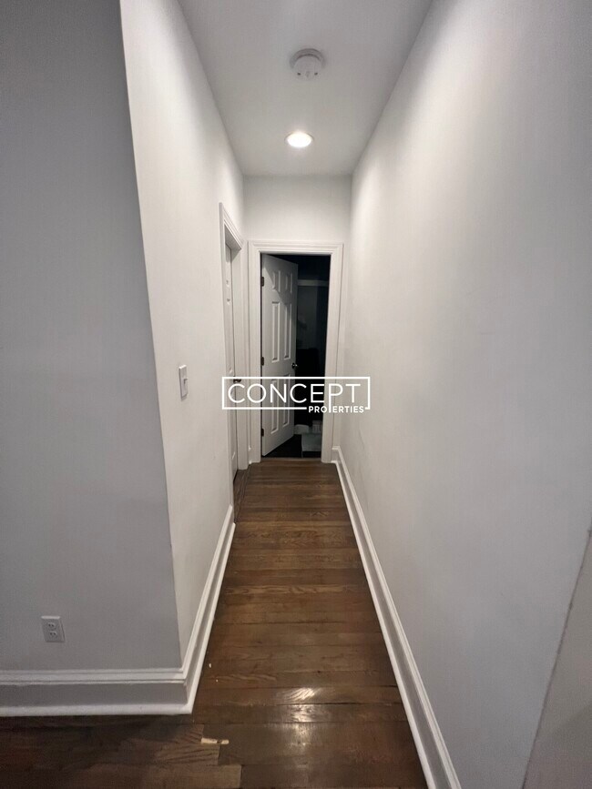 Building Photo - 19A Peterborough St. Unit 12B