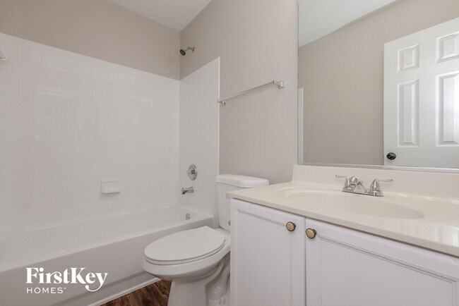 Building Photo - 13308 Woodland Farm Dr