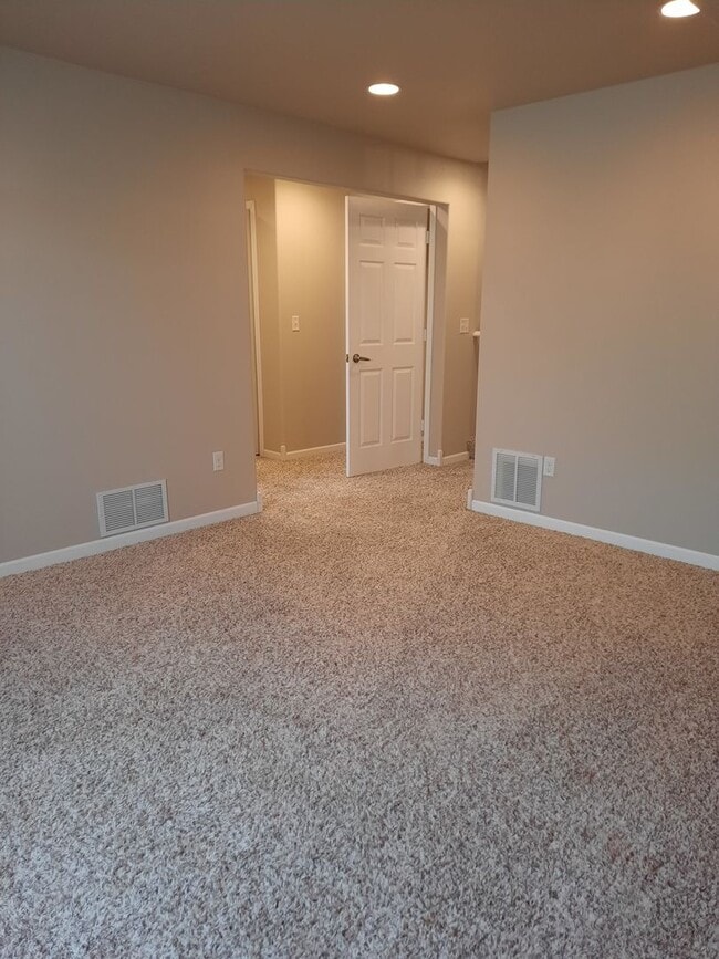 Building Photo - 4317 Donegal Way