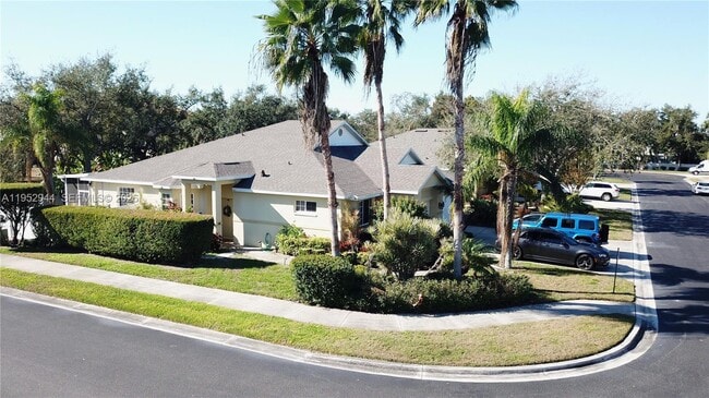 Building Photo - 403 28th St W