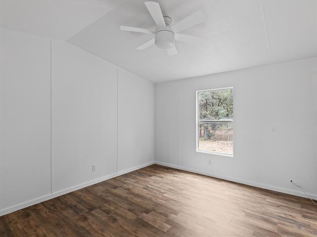 Building Photo - 146 Deerwood Ln