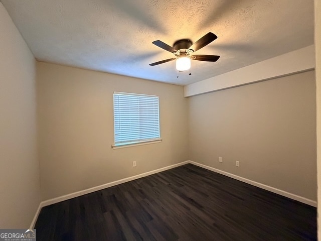 Building Photo - 3810 Kensingwood Trace