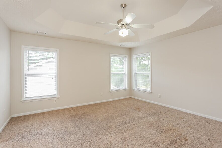 Building Photo - 3200 Cooper Woods Dr