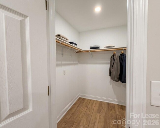 Building Photo - 4111 Brown Dr