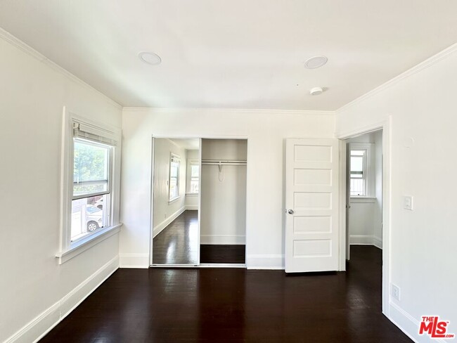 Building Photo - 1156 4th Ave