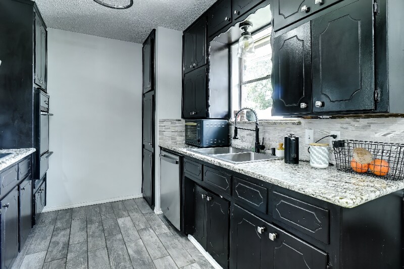 Building Photo - 1711 Castle Rd