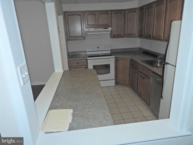 Building Photo - 1518 Manley Rd