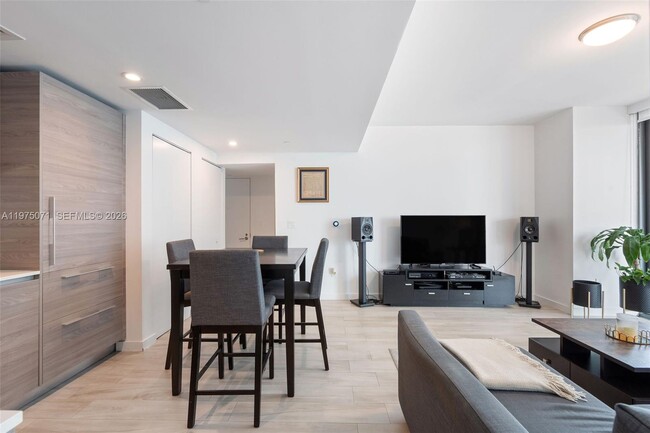 Building Photo - 1300 S Miami Ave