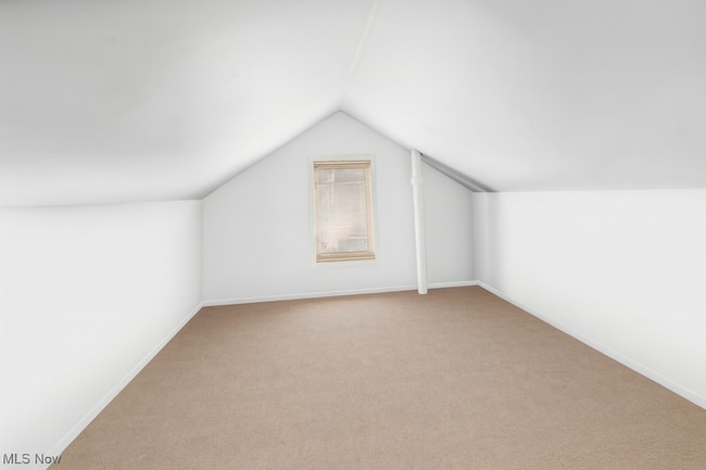 Building Photo - Newly Renovated Home in North Canton