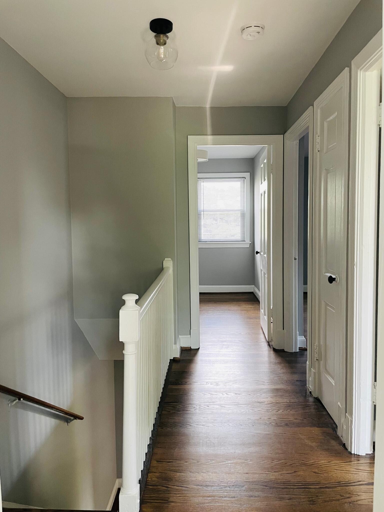 Hall - 302 S Courthouse Rd