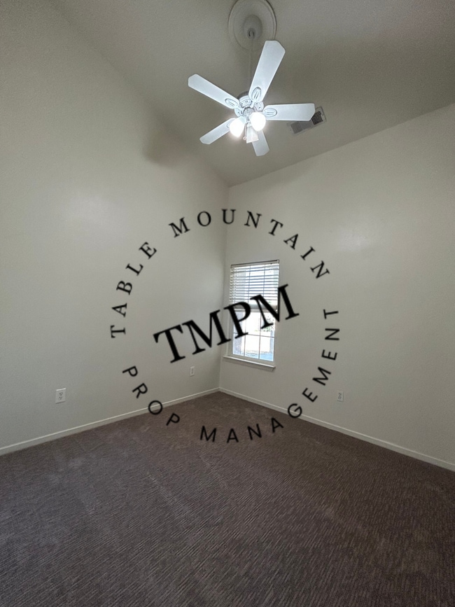 Building Photo - 111 Buck Run Dr