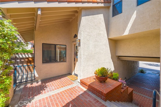 Building Photo - 4 Santa Cruz Ct