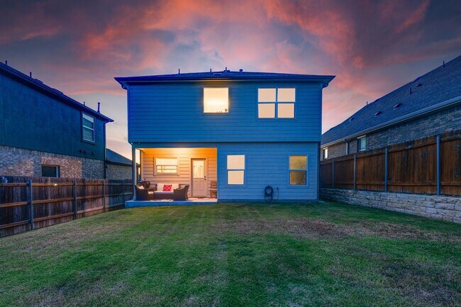 Building Photo - 7905 Prairie Rye Dr