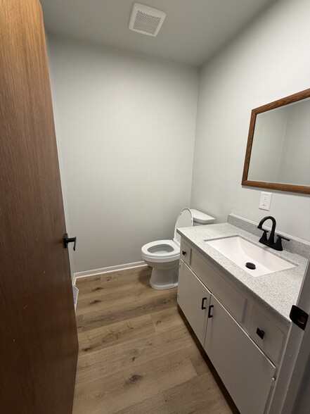 Building Photo - 316 N 8th St