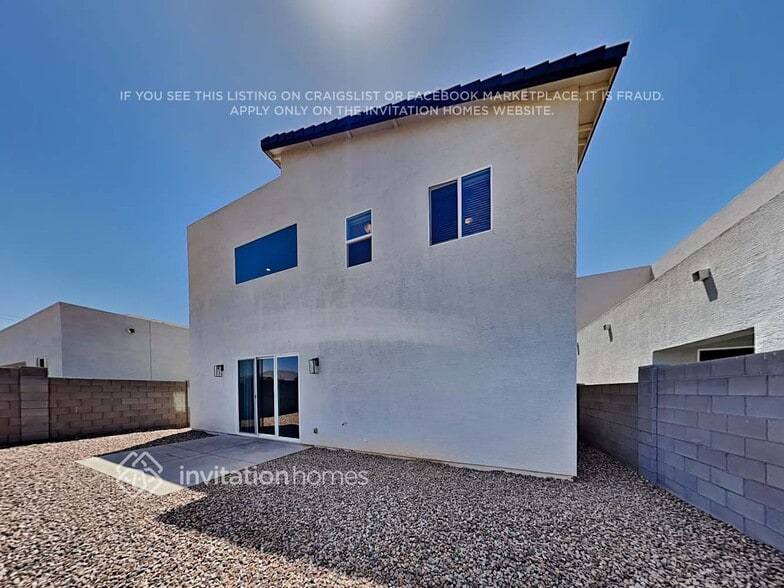 Building Photo - 7421 S 23rd Dr
