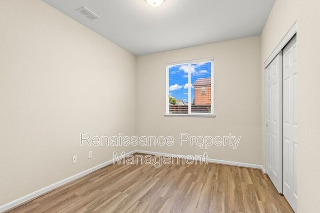 Building Photo - 15896 4 Corners Ct
