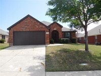 Building Photo - 2824 Quarter Horse Ln