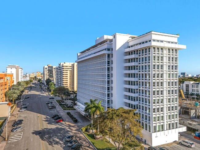 Building Photo - UTILITIES INCLUDED | Low Move-In | 1-Bedroom in Coral Gables w/ Parking